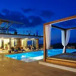 Luxury Villa Crystal Blue